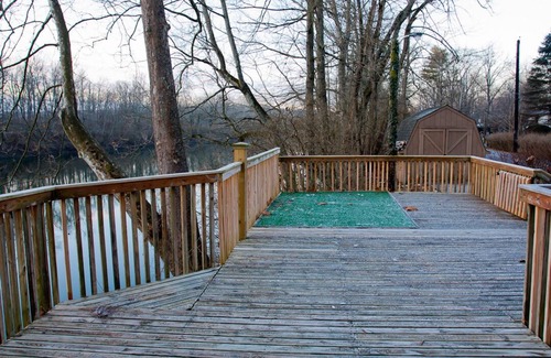 Loveland Casa | Modern Riverfront Getaway on Little Miami River
