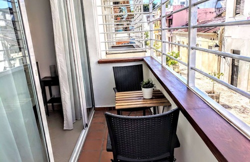 San Anton Apartamento | Modern room+bath, balcony &Priv.Entrance Col. Zone