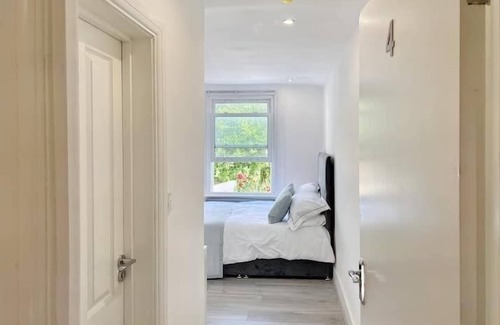Harlesden Apartamento | Modern Room in Centrally Located- Room 4