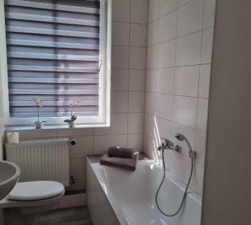 Pasewalk Apartamento | Modern-Ruhig-Stadtnah-Geschirrspüler-Parkplatz