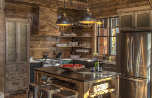 Crosslake Cabina | Modern Rustic Cabin-Includes Pontoon Boat & Sunsets on Fantastic Lakeside Porch!
