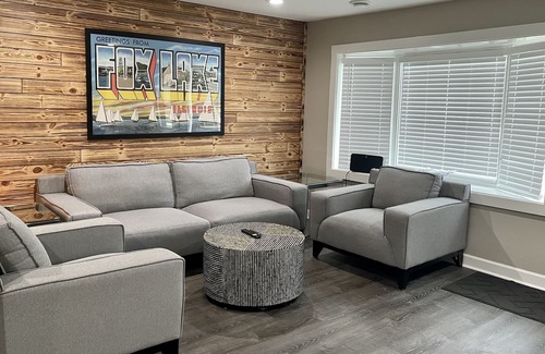 Fox Lake Casa | Modern, rustic retreat with Beautiful Canal View