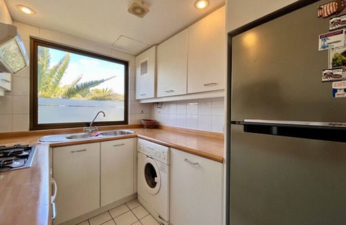 Algarrobo Apartamento | Modern San Alfonso del Mar | BBQ Parking Pool Wifi