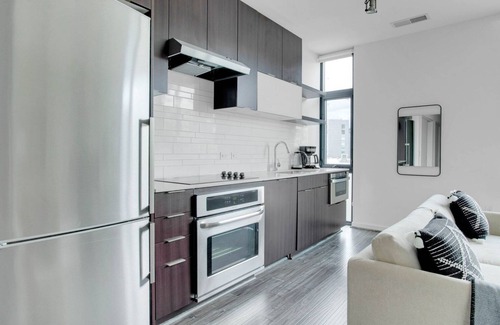 Shaw Apartamento | Modern Shaw 1BR w/ Gym, W/D & Rooftop, near U Street bars, by Blueground