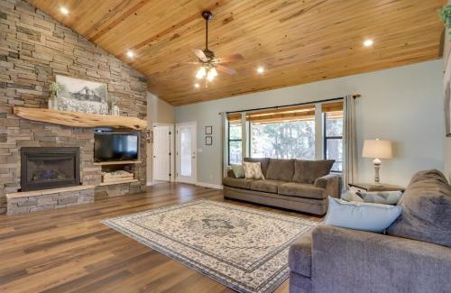 Show Low Casa | Modern Show Low Home with BBQ and Fire Pit!