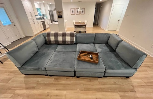 North Austin Civic Association Casa | Modern Smart Home - Central & Quiet Location!