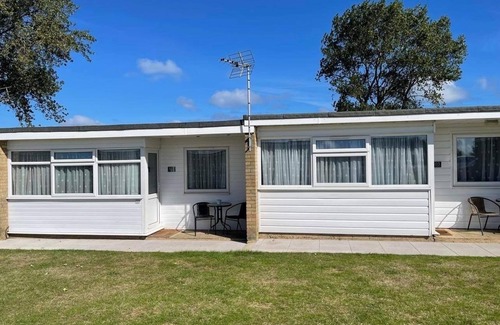 Great Yarmouth Chalet De Esquí | Modern South Facing Chalet , 5 Minutes From the Beach. Sleeps 5
