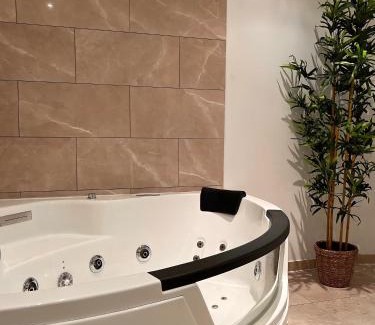 Brunoy Apartamento | Modern SPA - Cosy & Chic - JACCUZI