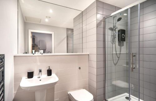 Liverpool Apartamento | Modern & Spacious 2 Bed Apartment in Waterloo Liverpool