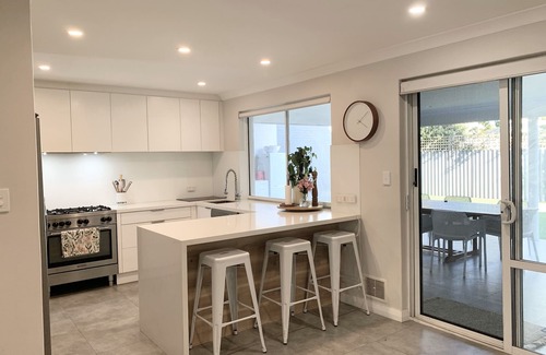 Wembley Casa | Modern spacious 2 story home