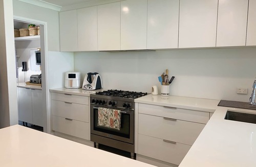 Wembley Casa | Modern spacious 2 story home