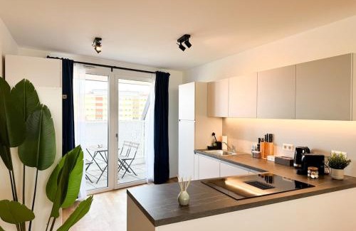 Floridsdorf Apartamento | Modern & Spacious 2BR Apartment with Balcony