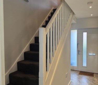 Borehamwood Apartamento | Modern Spacious 3 Bedroom House in Hertfordshire
