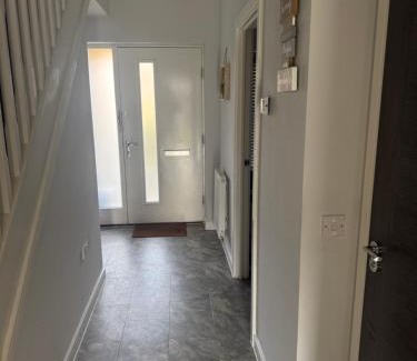 Borehamwood Apartamento | Modern Spacious 3 Bedroom House in Hertfordshire