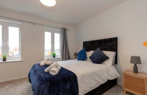 Yeovil Casa | Modern & Spacious 4 Bedroom House in Yeovil