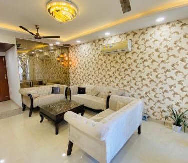 Zirakpur Casa | Modern Spacious and Calm Homestay