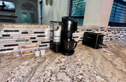 Wetmore Casa | Modern-Spacious Entire Home