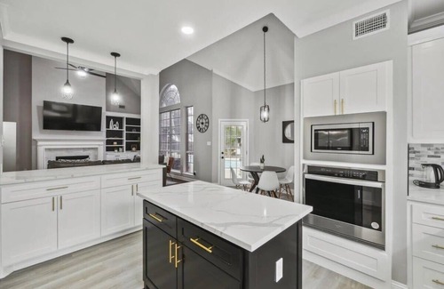 Rowlett Casa | Modern, Spacious - Pool & Backyard Oasis & Cinema