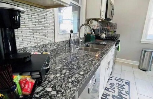 Wheaton-Glenmont Casa | Modern & Spacious-walk to metro w/ parking On-site