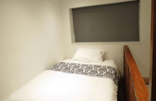 Selsdon and Ballards Condominio | Modern split level flat in Croydon (south) London