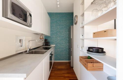 Prato Centenaro Apartamento | Modern Stay with Balcony near Niguarda Hospital