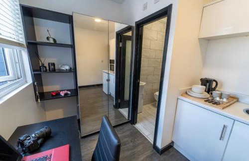 Selly Oak Apartamento | Modern Studio 10 mins on train to City!