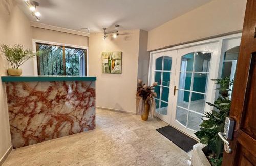 Limassol Apartamento | Modern Studio 11 private Kitchenette and Bathroom