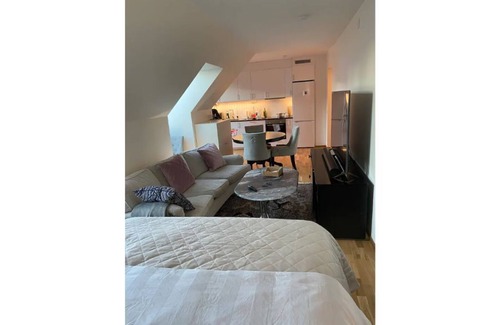 Sigtuna Apartamento | Modern Studio Apartment - 5 minutes from grocery store and pizzeria