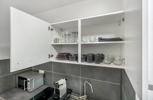 Sudstadt Apartamento | Modern Studio Apartment in Stein