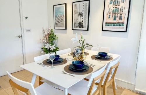 St. Johns Wood Apartamento | Modern Studio Apartments & 3Bedroom flat with Pvt Balcony steps from Regent's Park