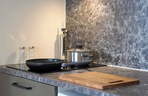 Stratum Apartamento | Modern Studio for Two in Eindhoven
