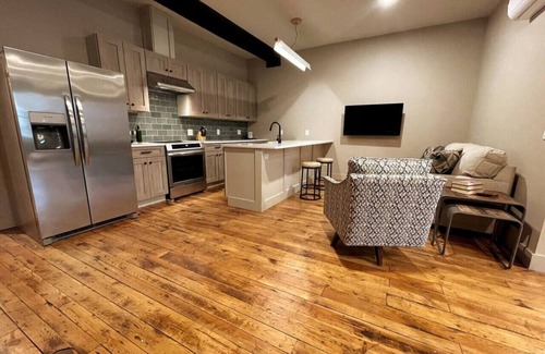 Penn Yan Apartamento | Modern Studio - Main St Penn Yan