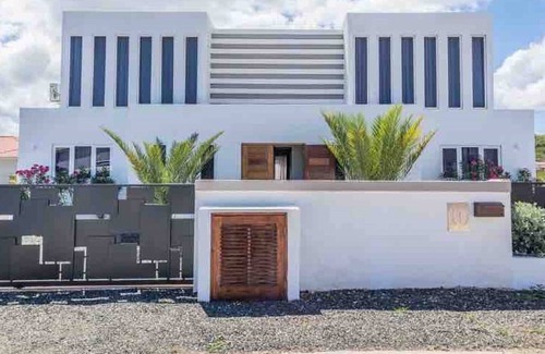 Santa Rosa Apartamento | Estudio moderno cerca de hermosas playas.