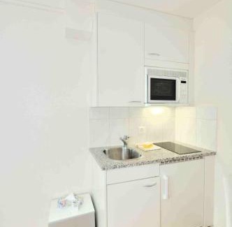 District 6 Apartamento | Modern studio near main station - Crown 16