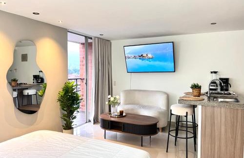 Guayabal Apartamento | Modern Studio near Oviedo mall