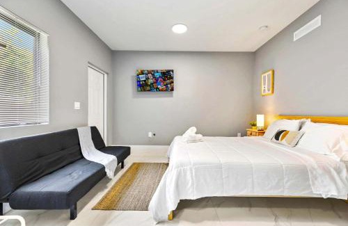 Allapattah Apartamento | Modern Studio Near Wynwood & Design District
