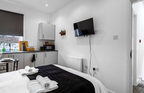 Wembley Central Apartamento | Modern Studio Rooms in Wembley 4 DUP