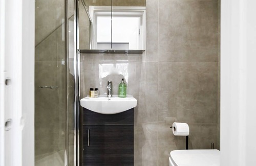 Wembley Central Apartamento | Modern Studio Rooms in Wembley 2 DUP