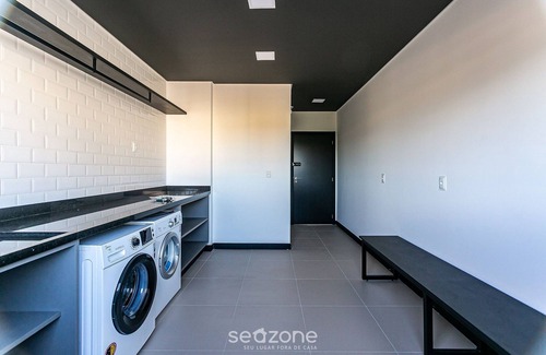 Ingleses Centro Apartamento | Modern Studio w/Family in English Sti105