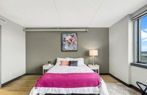 Downtown Des Moines Apartamento | Modern Studio - Walk To Wells Fargo Arena