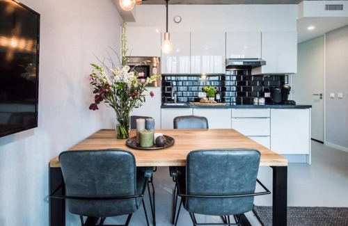 Czaar Peterbuurt Apartamento | Modern style 2 bedroom apartment in Eastern Amsterdam