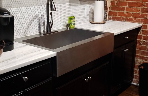 Corryville Apartamento | Modern Style and Comfort near UC