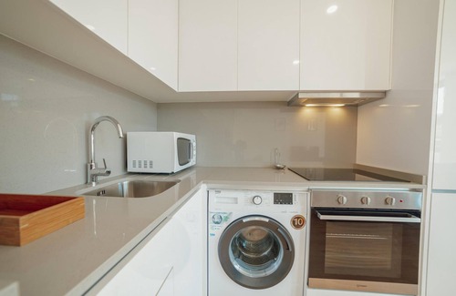 Campanha Apartamento | Modern Stylish Apartment I by Vacationy