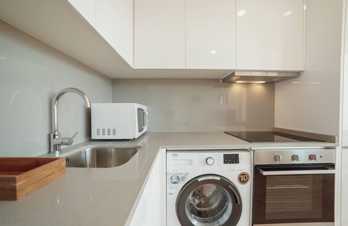 Campanha Apartamento | Modern Stylish Apartment II by Vacationy