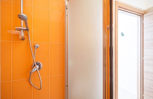 Strongoli Apartamento | Modern suite 30 mt to the sea