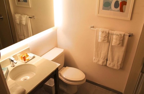Sunnyvale Apartamento | Modern Suite with Kitchen
