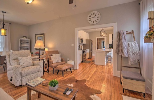 Jefferson City Casa | Modern, Sun-Lit Retreat w/ Fire Pit & Yard!