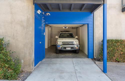 East Village Casa | Modern Surf Themed Home - Heart of Gaslamp