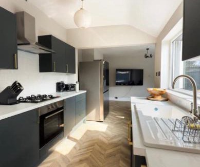 Little Coates Casa | Modern terraced house