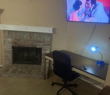 Justin Casa | Modern Texas Stay Just Minutes from DFW Attraction